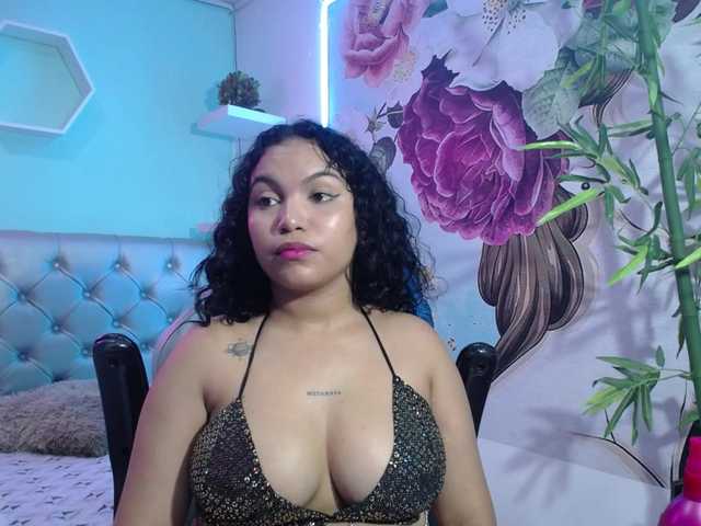 valeria-martinez19 live cam on BongaCams