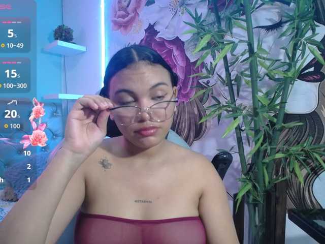valeria-martinez19 live cam on BongaCams