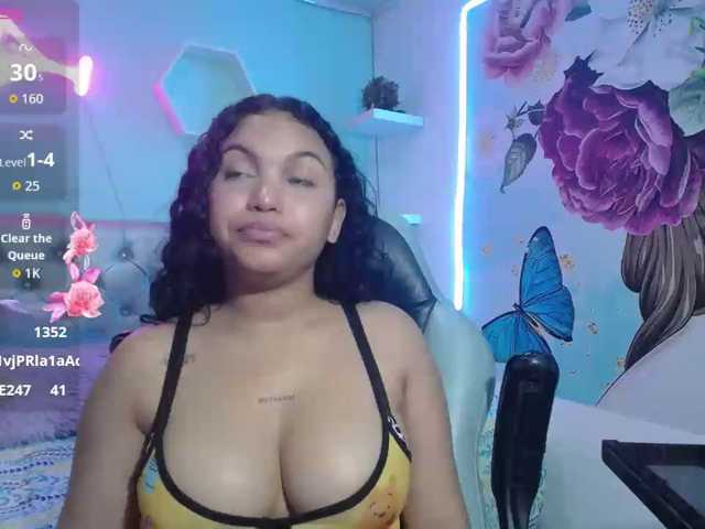 valeria-martinez19 live cam on BongaCams