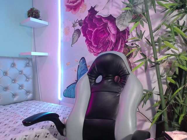 valeria-martinez19 live cam on BongaCams