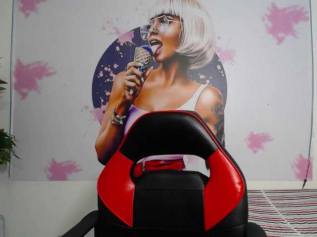valeria-martinez19 live cam on BongaCams
