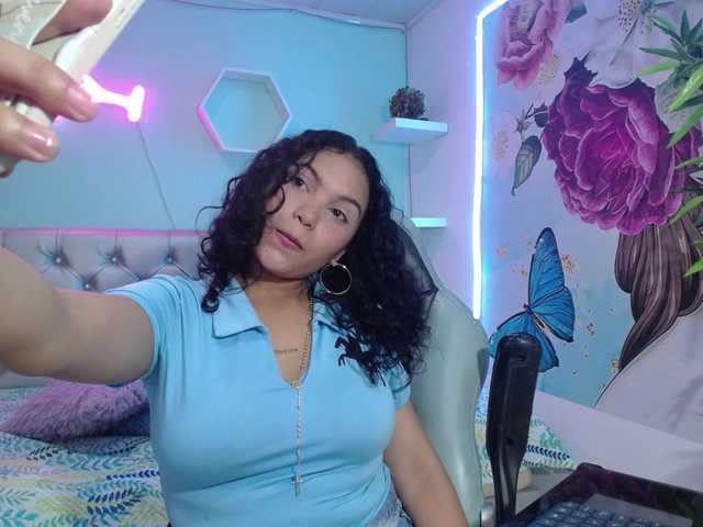valeria-martinez19 live cam on BongaCams