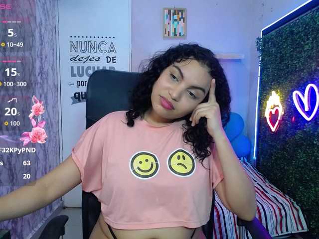 valeria-martinez19 live cam on BongaCams