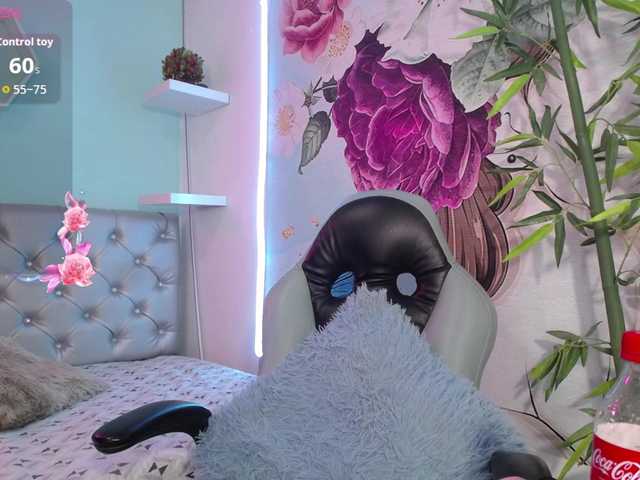 valeria-martinez19 live cam on BongaCams