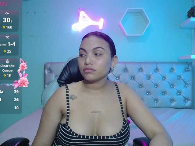 valeria-martinez19 live cam on BongaCams