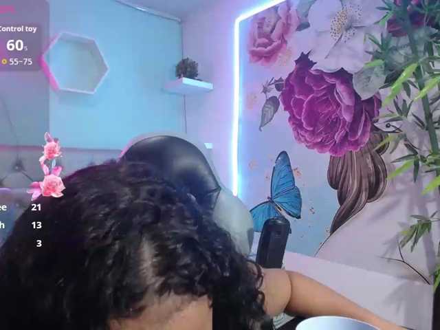valeria-martinez19 live cam on BongaCams