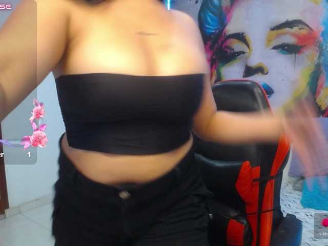 valeria-martinez19 live cam on BongaCams