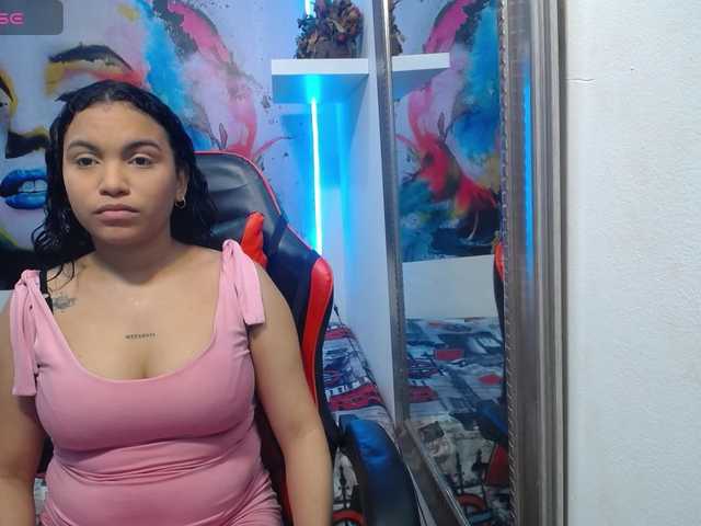 valeria-martinez19 live cam on BongaCams
