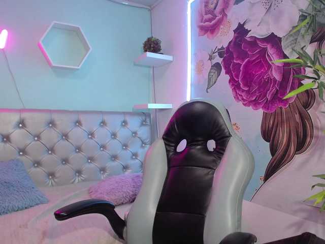 valeria-martinez19 live cam on BongaCams