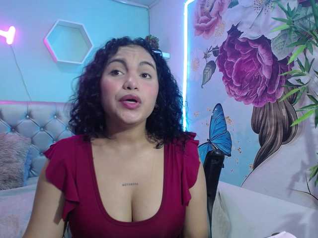 valeria-martinez19 live cam preview