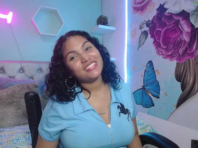 valeria-martinez19 live cam on BongaCams