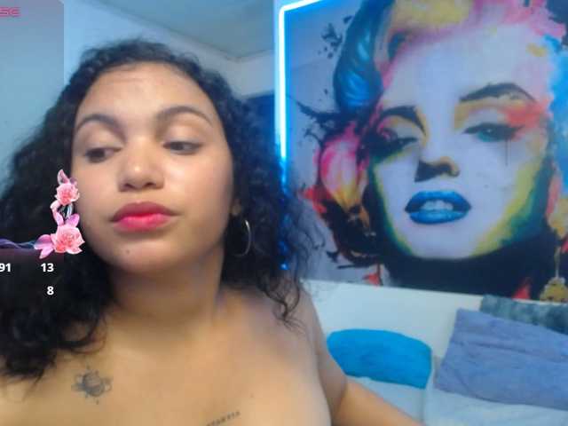 valeria-martinez19 live cam on BongaCams