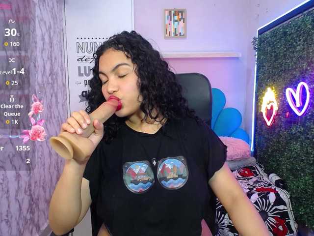 valeria-martinez19 live cam on BongaCams