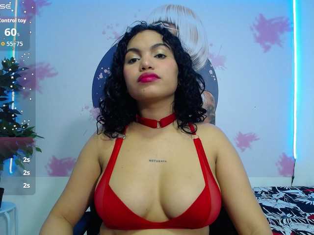 valeria-martinez19 live cam on BongaCams