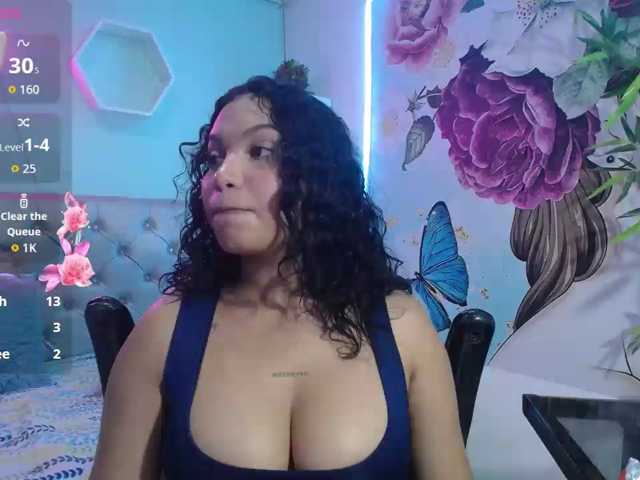 valeria-martinez19 live cam on BongaCams