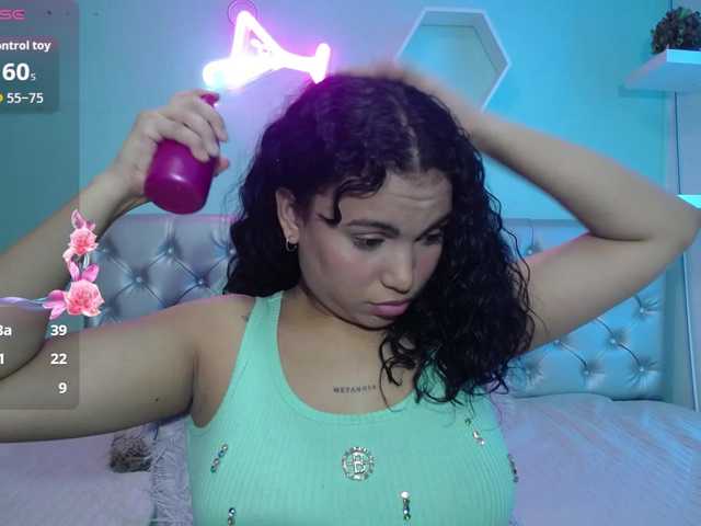 valeria-martinez19 live cam on BongaCams