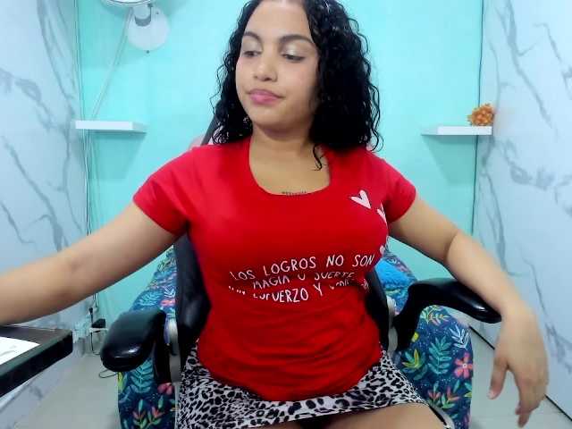 valeria-martinez19 live cam on BongaCams
