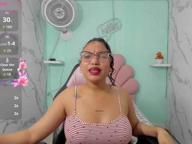 valeria-martinez19 live cam on BongaCams