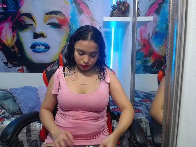 valeria-martinez19 live cam on BongaCams