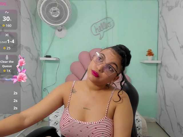 valeria-martinez19 live cam on BongaCams