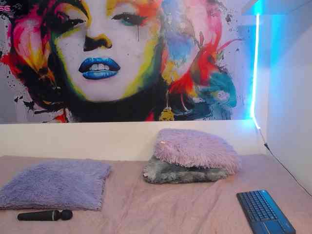 valeria-martinez... Live Webcam on BongaCams