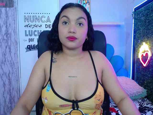valeria-martinez19 valeria-martinez19