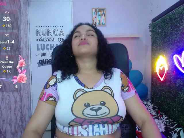valeria-martinez19 valeria-martinez19