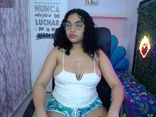 valeria-martinez19 valeria-martinez19