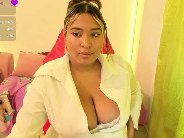 cardi-09 live cam on BongaCams