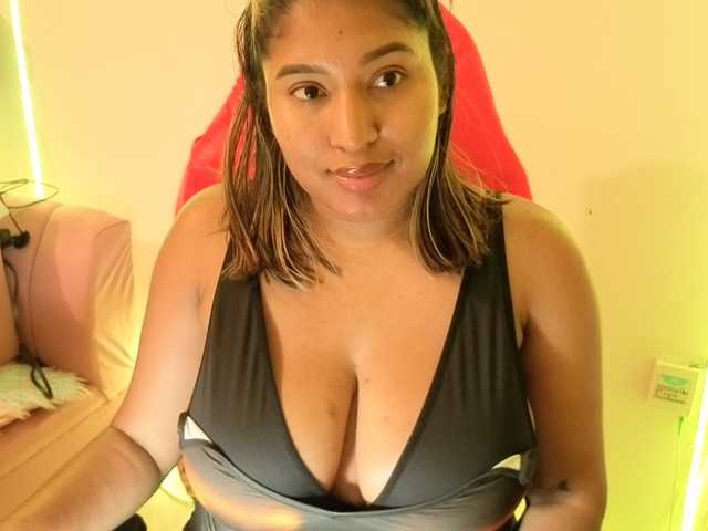 cardi-09 live cam on BongaCams