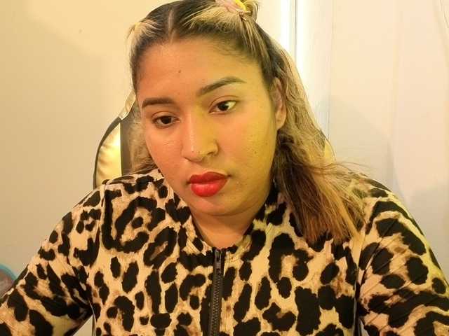 cardi-09 live webcam show