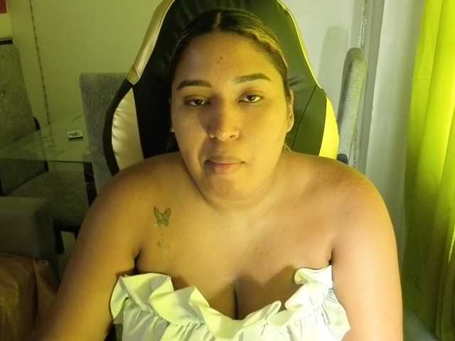 cardi-09 live cam on BongaCams