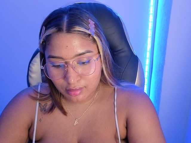 cardi-09 Прямой эфир на BongaCams