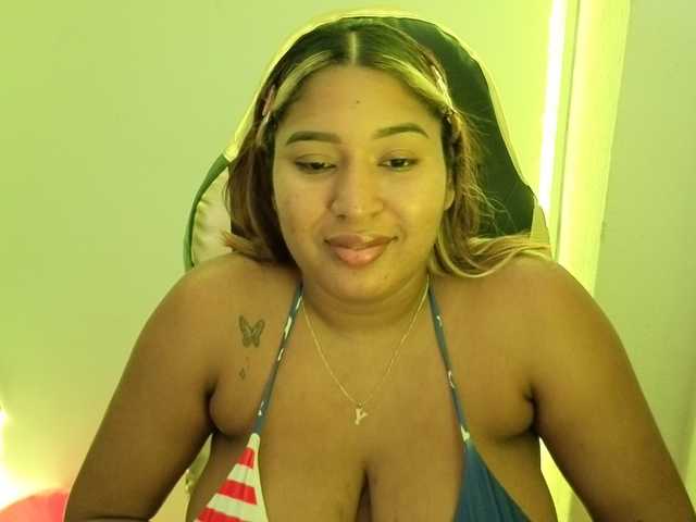 cardi-09 live cam on BongaCams