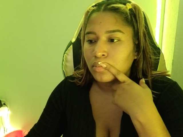 cardi-09 live webcam show