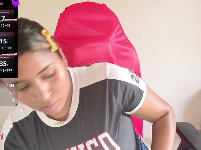 cardi-09 live cam on BongaCams