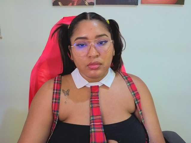 cardi-09 live cam on BongaCams