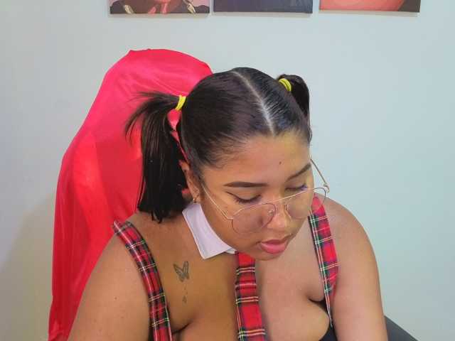 cardi-09 live cam on BongaCams