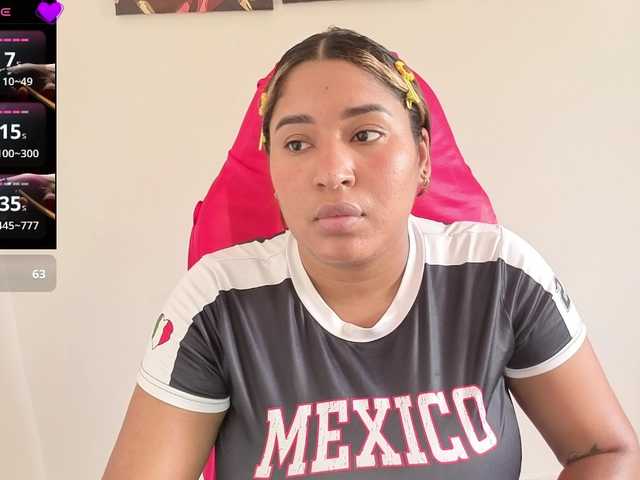 cardi-09 live cam on BongaCams