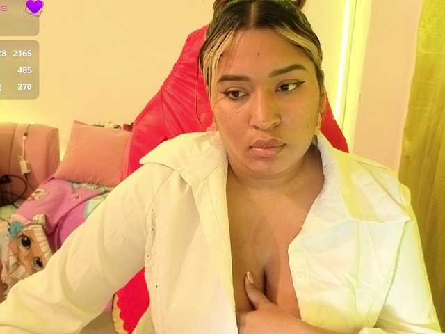 cardi-09 live cam on BongaCams