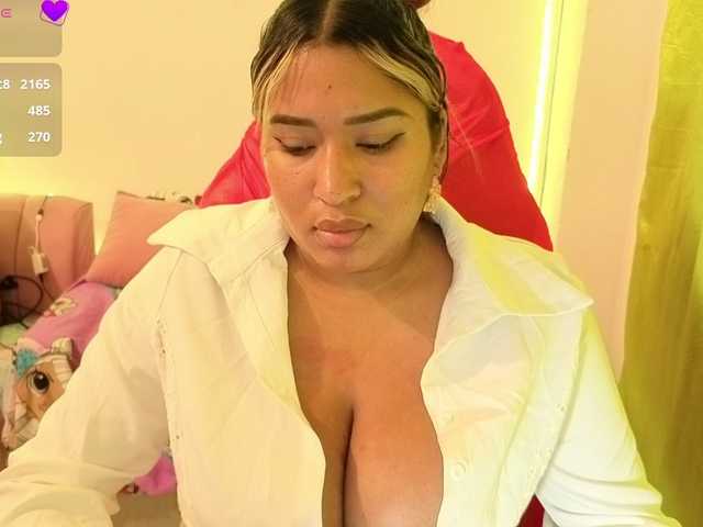 cardi-09 live cam on BongaCams