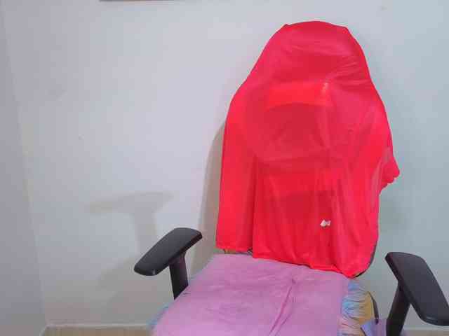 cardi-09 Live Webcam on BongaCams