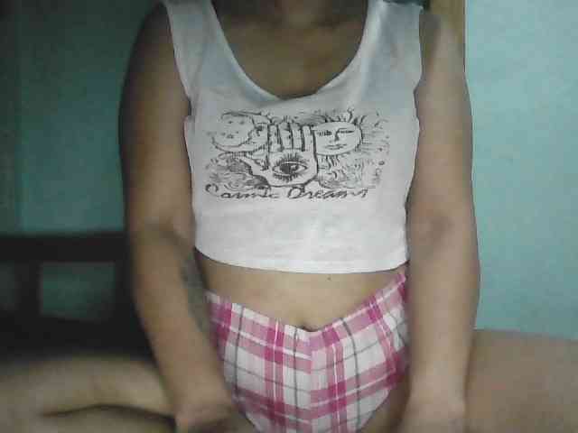 Denise32 webcam