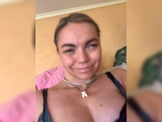 ElizavetaCream live webcam show
