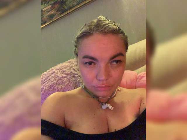 ElizavetaCream live webcam show