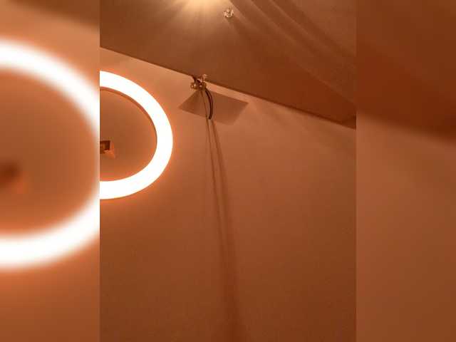 ElizavetaCream live cam on BongaCams
