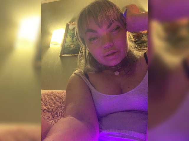ElizavetaCream live webcam show