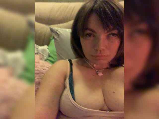ElizavetaCream webcam