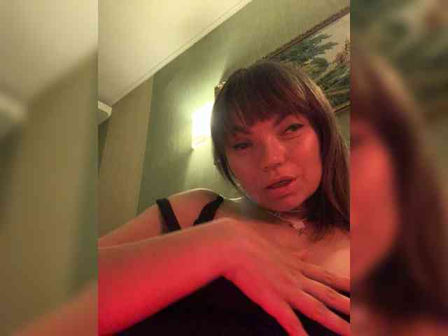 ElizavetaCream webcam