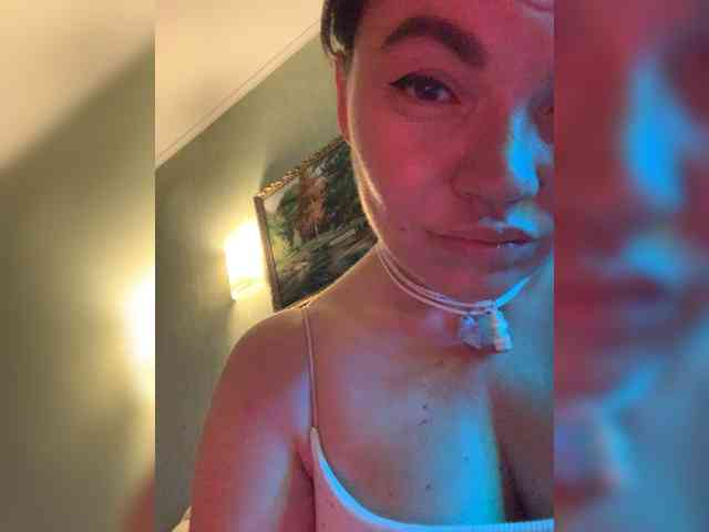 ElizavetaCream webcam
